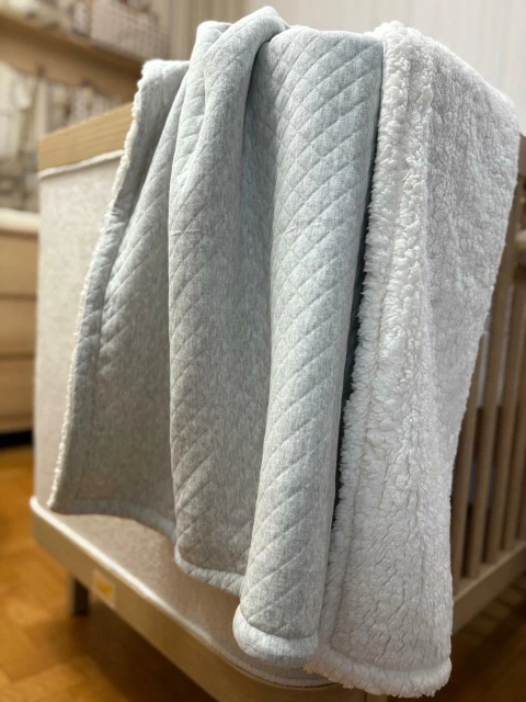 Manta para Berço em Malha Jacquard com pelinho