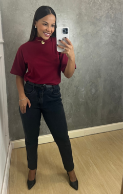 T-SHIRT JANAINA BORDO - DOCE MARÉ | MODA FEMININA