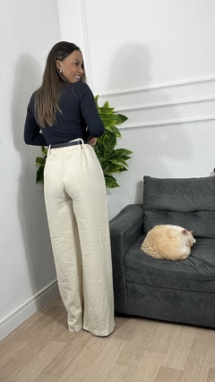 Calça Adele alfaiataria na internet