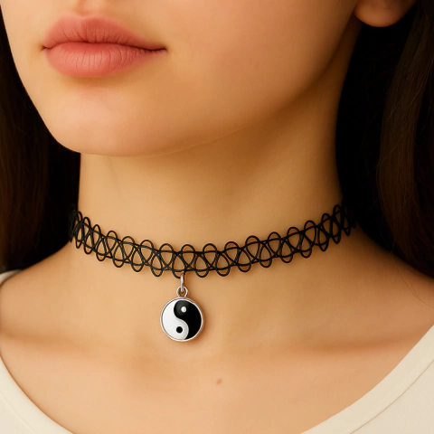 Choker Elástico Yin Yang – Estiloso, fofo e cheio de atitude! - comprar online