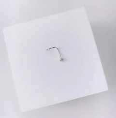 Piercing Ponto de Luz de Prata 925 para Furo no Nariz