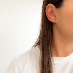 Brinco Ear Hook Liso Banhado a Ouro 18k