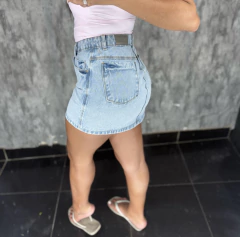 Saia jeans Loren na internet
