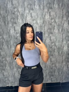 Shorts Zara M/G na internet