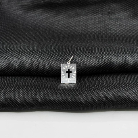 Pingente Medalha Cruz Vazado em Prata 925