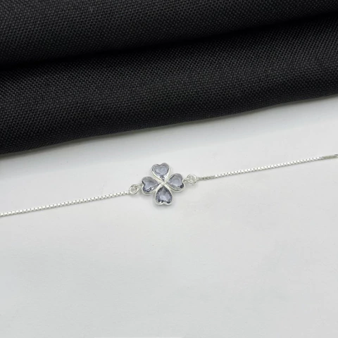 Pulseira trevo lilás em prata 925