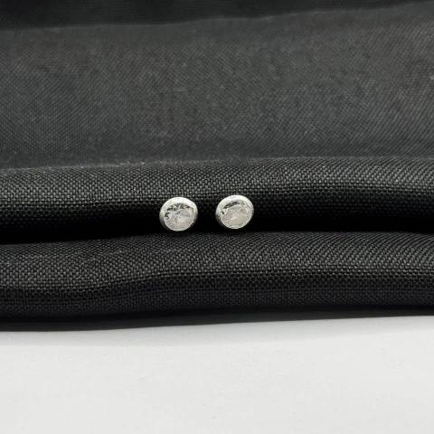 Brinco ponto de luz 7mm