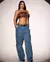 CALÇA JEANS WIDE LEG FEMININA CINTURA ALTA CARPINTEIRO COM BOLSOS CARGO na internet