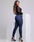 Calça Jeans Skinny Feminina Cintura Média com Cinto Embutido - comprar online