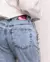 Calça Jeans Straight Feminina Cintura Alta com Aplicação - comprar online