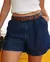 Shorts Jeans Mom Feminino Cintura Alta com Prega e Cinto na internet