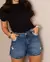 Shorts Jeans Mom Feminino Cintura Alta com Bordado Alinhavado - BE GRINGA