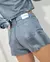 Shorts Jeans Resinado Mom Barra No Fio - loja online