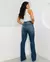 Calça Jeans Flare Feminina Cintura Média Básica na internet