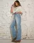 Calça Jeans Reta Feminina Cintura Alta Detalhe Bolso Ana Castela