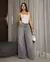 Calça Jeans Wide Leg Feminina Relaxed Cinza Estonado na internet