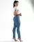 Calça Jeans Mom Feminina Cintura Alta Básica com Elastano-Media na internet