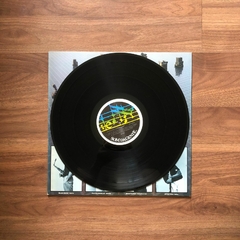 LP Cama De Gato – Guerra Fria (1988) - Molotov Discos 