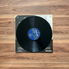 LP Gal Costa – Gal Canta Caymmi (1976) na internet