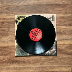 LP Os Novos Bahianos – É Ferro Na Boneca! (2015) - Molotov Discos 