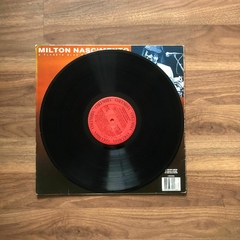 LP Milton Nascimento – O Planeta Blue Na Estrada Do Sol (1991) na internet
