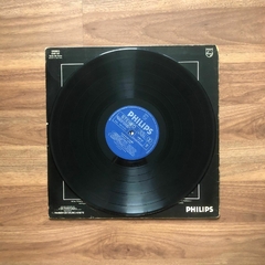 LP Caetano Veloso – Qualquer Coisa (1975) na internet