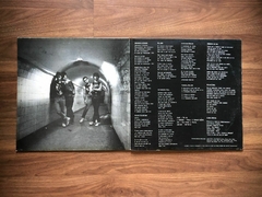 LP Ratos De Porão – Descanse Em Paz (1986) na internet