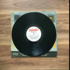 LP Ratos de Porão R.D.P. – Just Another Crime In Massacreland (1994) - Molotov Discos 