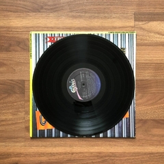 LP The Clash – Cut The Crap (1985) na internet