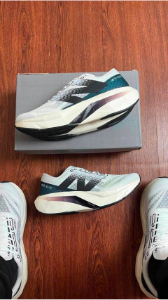 New Balance Fuelcell Rebel V4 Premium