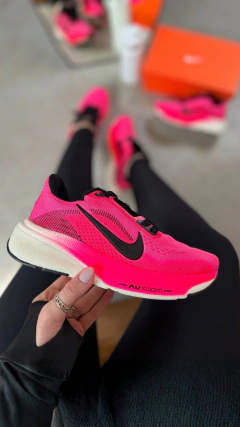 Nike Zoom Revolution Premium