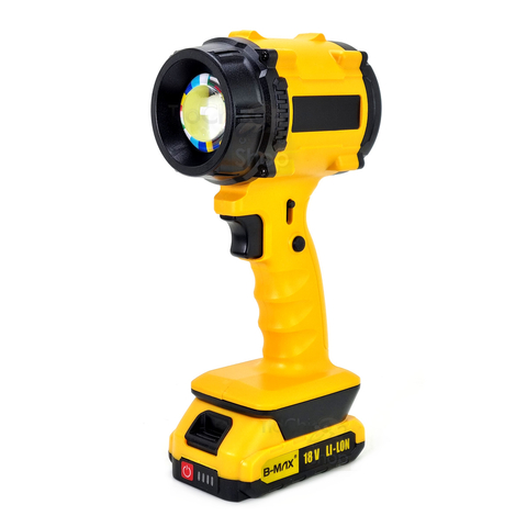 Lanterna de trabalho LED P50 e COB com bateria de 18V, design robusto e capacidade de iluminação de até 500 metros.