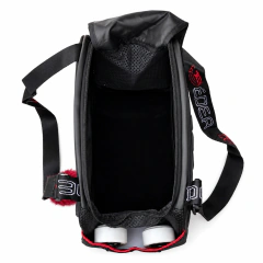 Interior del bolso portapatín EDEA Cube negro con espacio para patines