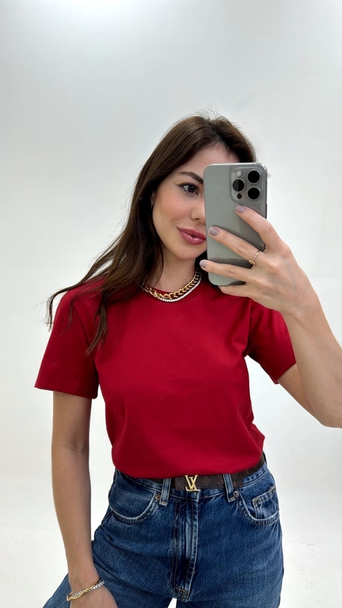 T Shirt Gola Baixa Vermelha