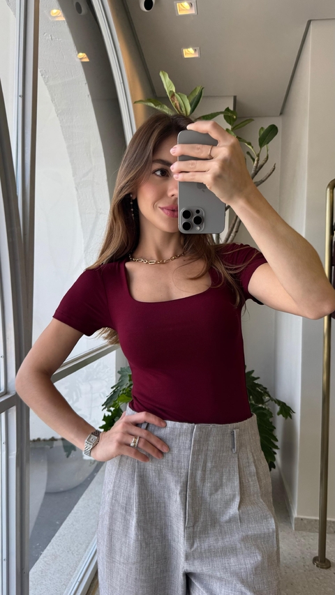 Blusa Charlotte Bordô - comprar online