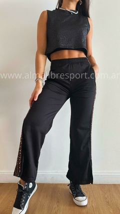 Remera Gofrada Black - comprar online