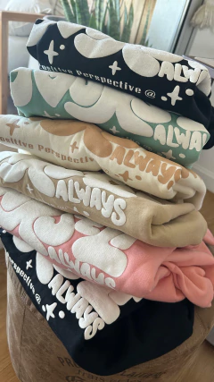 Buzo Love yourself (con frisa) - Alma Libre Sport