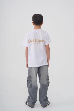 REMERA ESTAMPA DELANTERA Y ESPALDA BLANCO LAST CHANCE en internet