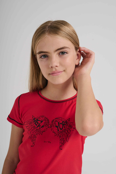 1142- REMERA NEW YORK ALAS ROJO en internet