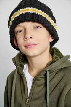 GORRO TEJIDO DE LANA NEGRO-AMARILLO - comprar online