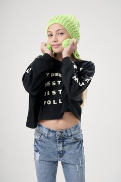 GORRO CON POMPON VERDE LIMA en internet