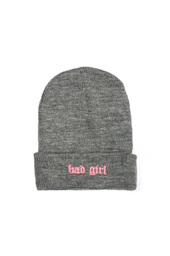 GORRO DE LANA BORDADO ROSA