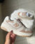 Tênis Feminino NB 550 Creme - Loja BIRDS. | Moda Feminna