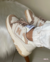 Tênis Feminino NB 550 Creme na internet