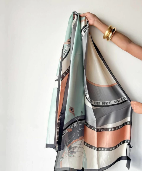 Lenço cetim Laiane - comprar online