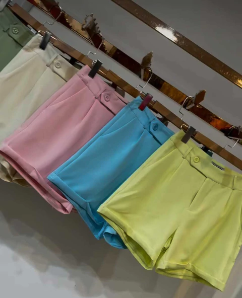 Short Caroline - comprar online