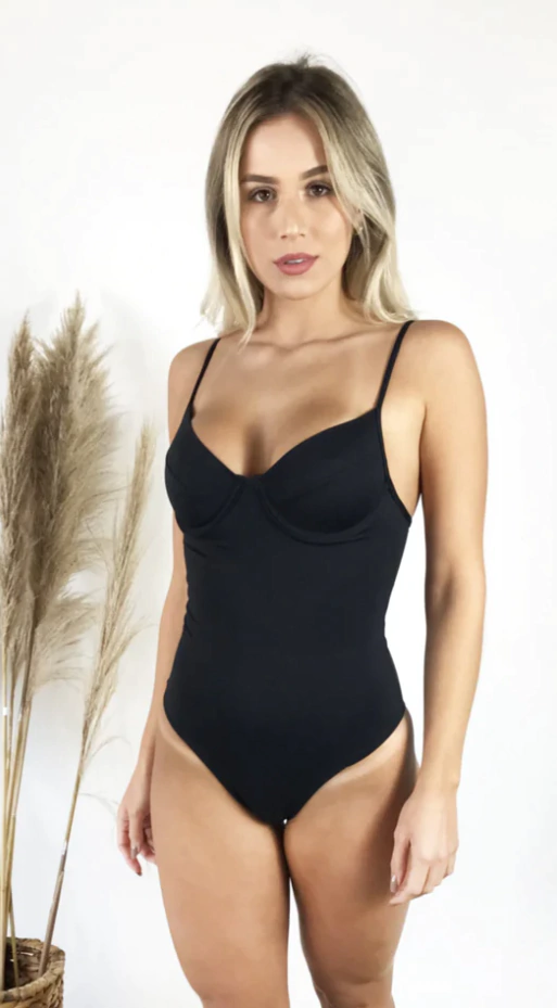 Maiô Básico Preto Liso