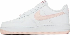 Nike Air Force 1 Low 'Valentine's Day 2022' na internet