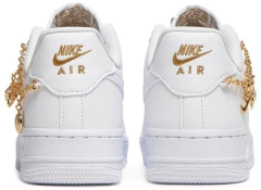 NIKE AIR FORCE 1 07’ LUCKY CHARMS - comprar online