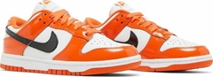 Nike Dunk Low 'Halloween - Patent' na internet